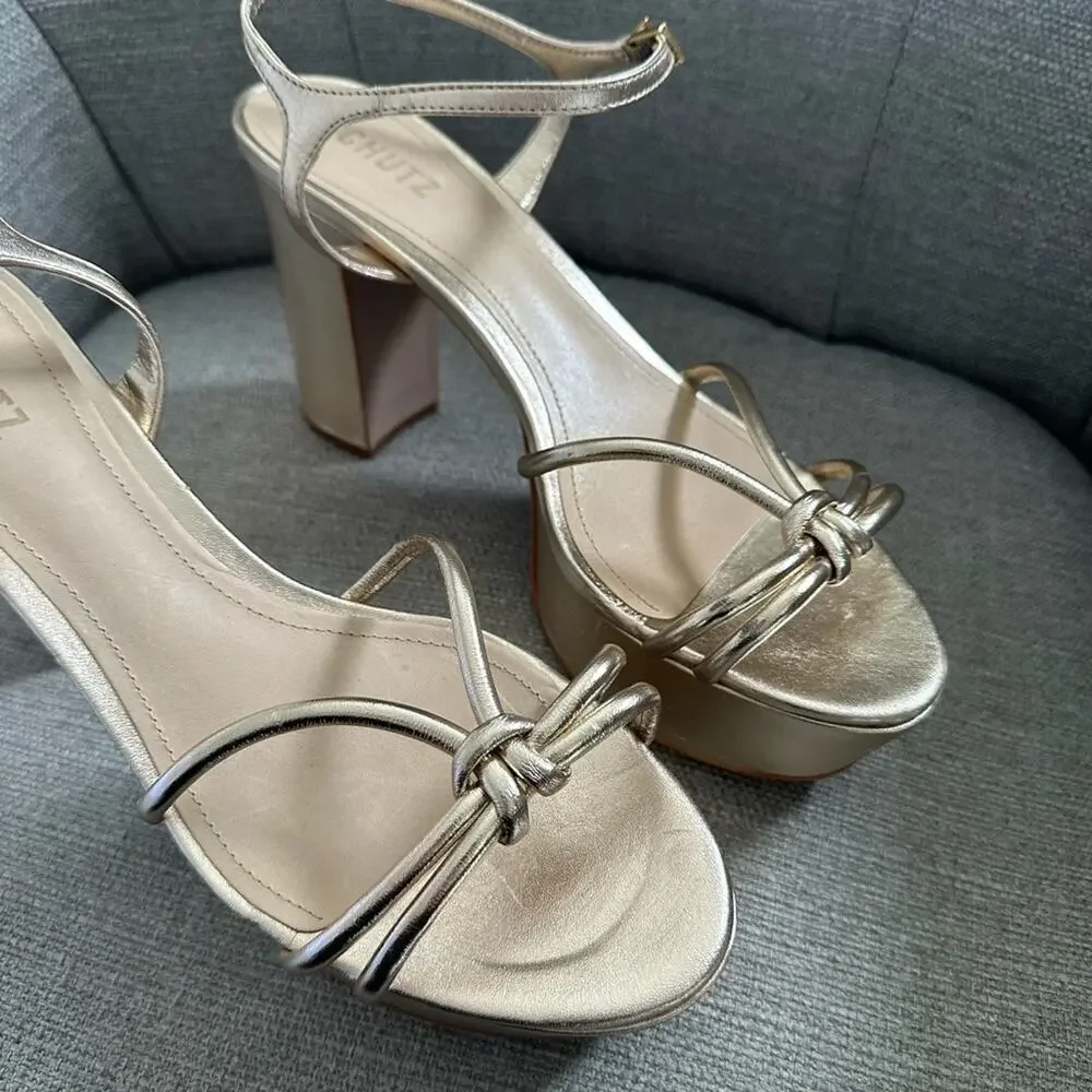 SCHUTZ brand new